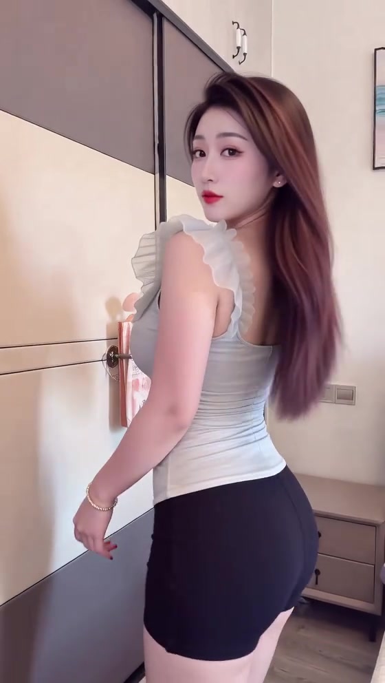 谁能拒绝好看的小姐姐合集 #微胖性感风穿搭
